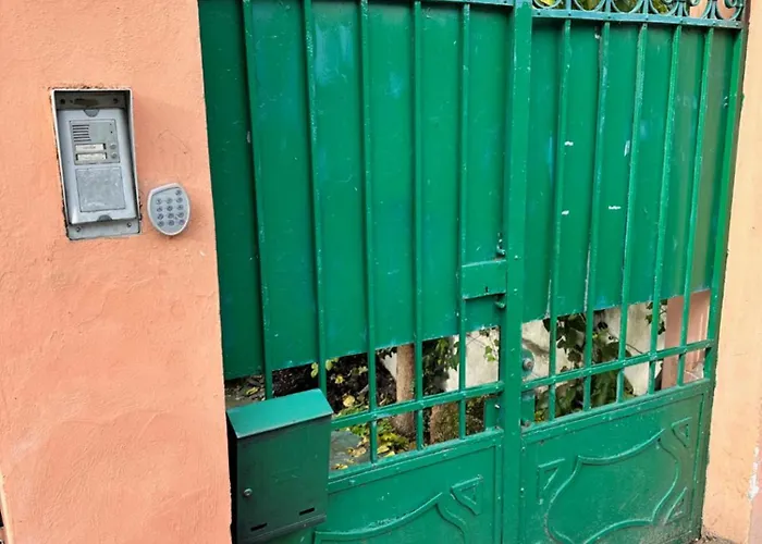 Garden Flat By Vatican Walls
